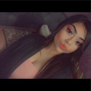 Meet your Posher, Marisa